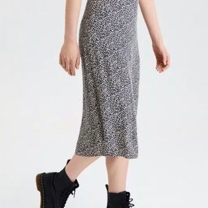 American Eagle leopard skirt